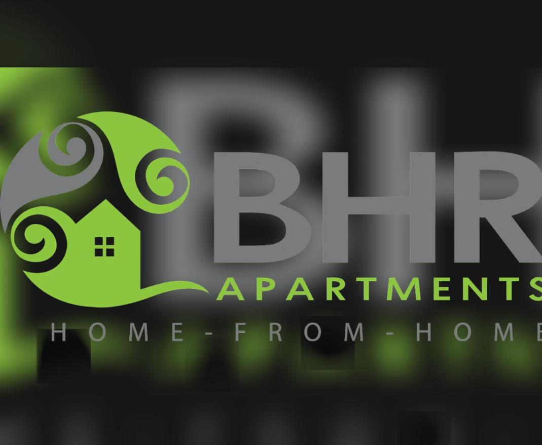 Excellent Location - City Centre - Parking - 4 Beds -2 Bedrooms Belfast Esterno foto